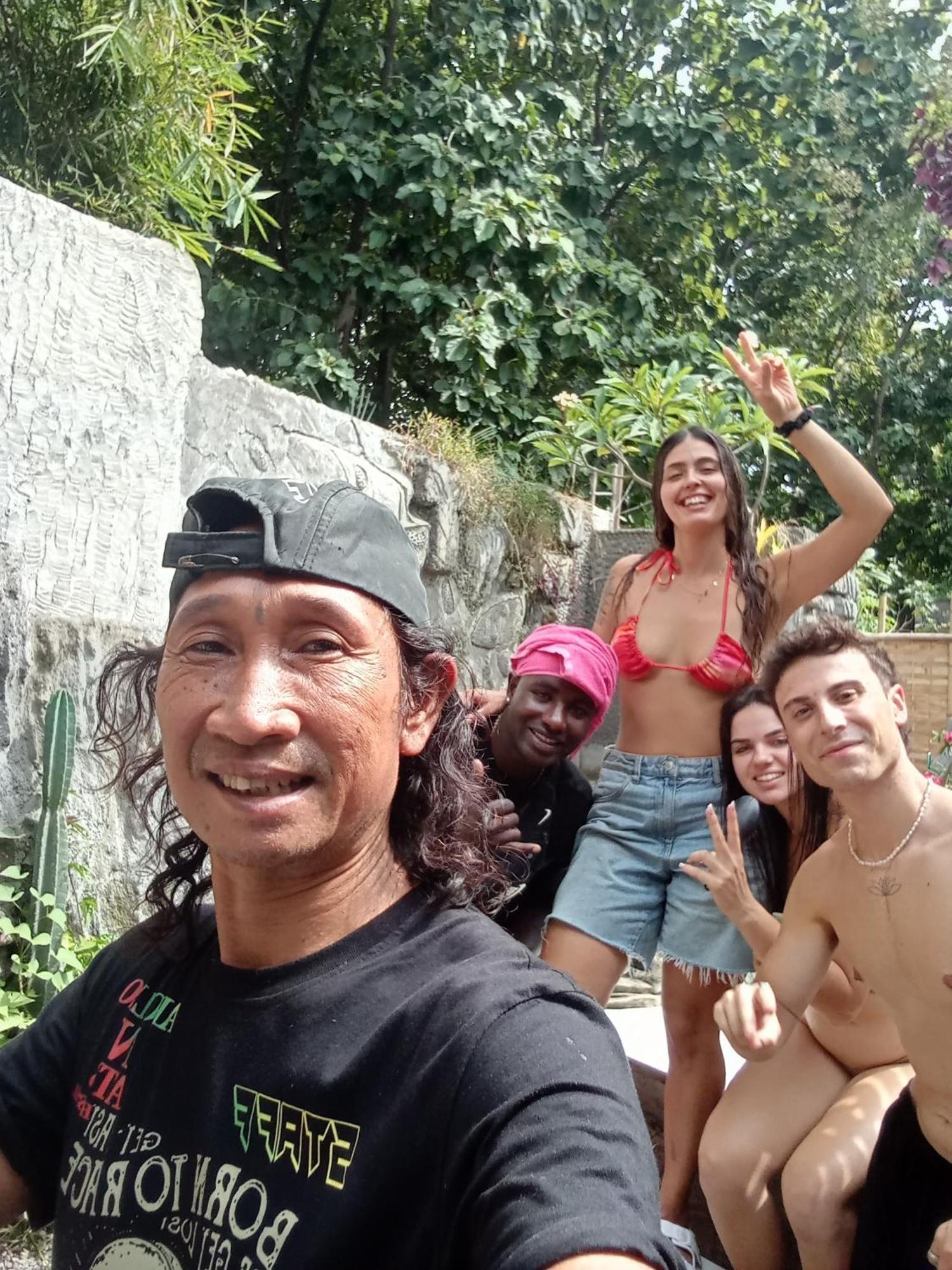 Atb Hostel Lovina Dış mekan fotoğraf